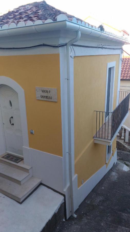 Il Casalino Apartment Pizzo  Ngoại thất bức ảnh